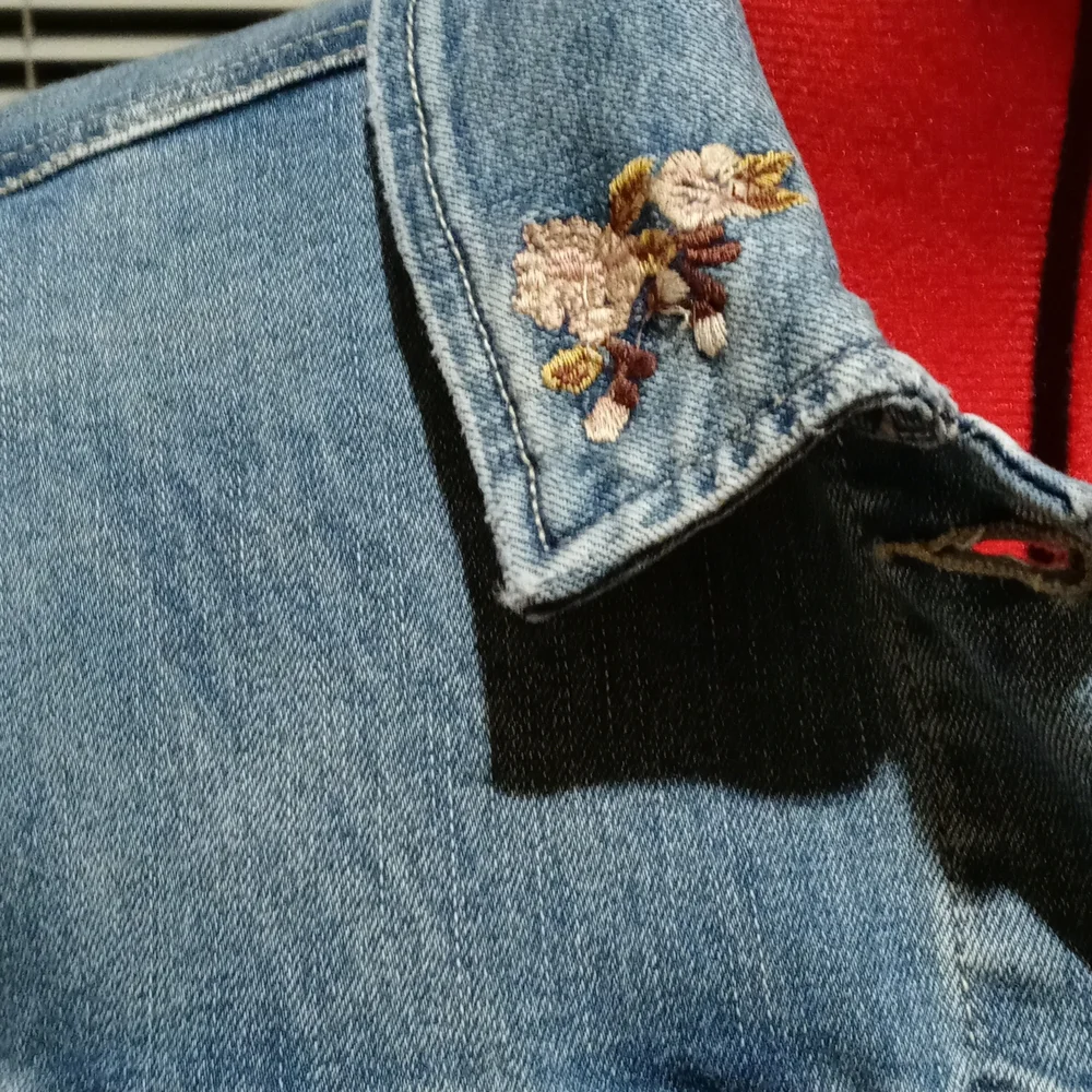 Democracy Jean Jacket Size S - Picture 6 of 8